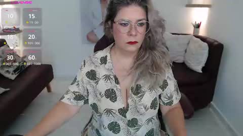 Snapshot of diva_milf chatting on 07-08-26, 09:58 Diva online show from 07-08-26, 09:58