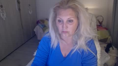 Alexxa online show from 05-15-26, 06:37