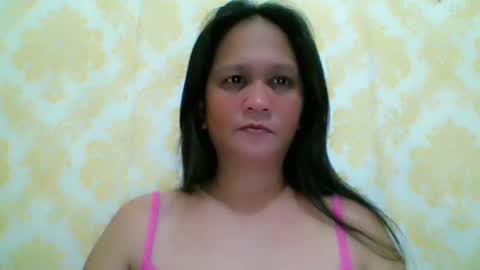 Snapshot of divinegrace10 chatting on 02-01-26, 01:42 Divine Grace Close To Your Hear online show from 02-01-26, 01:42