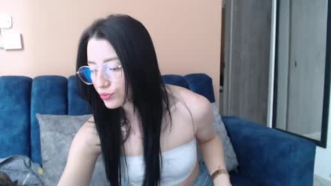 Snapshot of divineisis chatting on 06-07-26, 05:06 Hera online show from 06-07-26, 05:06