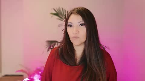 DivineLynn online show from 04-05-26, 12:35