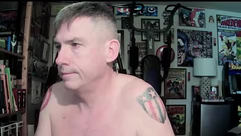 dix_handley_50 online show from 11-04-25, 01:43