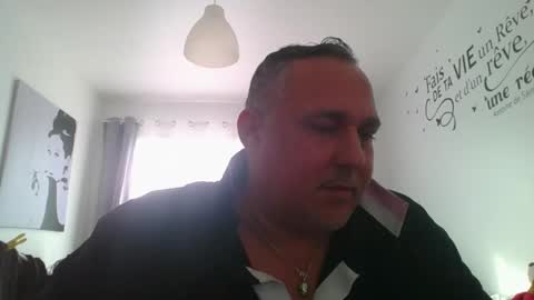 Snapshot of djeauzy77 chatting on 01-06-26, 11:36 djeauzy77 online show from 01-06-26, 11:36