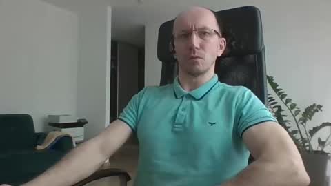 Snapshot of djentlemen1 chatting on 04-16-26, 07:09 djentlemen1 online show from 04-16-26, 07:09