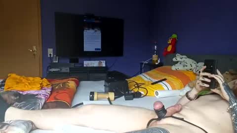 Snapshot of djfickt chatting on 06-14-26, 11:23 djfickt online show from 06-14-26, 11:23