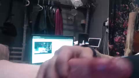 dns204563 online show from 03-14-26, 05:29