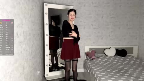 Annie PVT IS OPEN online show from 11-15-25, 09:11