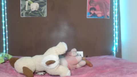 Snapshot of doeschi_fox chatting on 07-12-26, 02:24 doeschi_fox online show from 07-12-26, 02:24