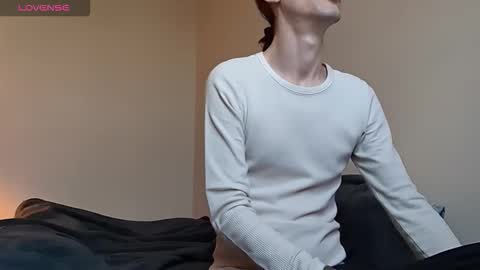 Snapshot of dogencb chatting on 11-04-25, 03:55 Dogencb online show from 11-04-25, 03:55