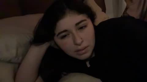 Snapshot of doll_lovely chatting on 03-27-26, 06:30 Doll online show from 03-27-26, 06:30