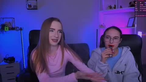 doll_vey online show from 11-06-25, 08:10