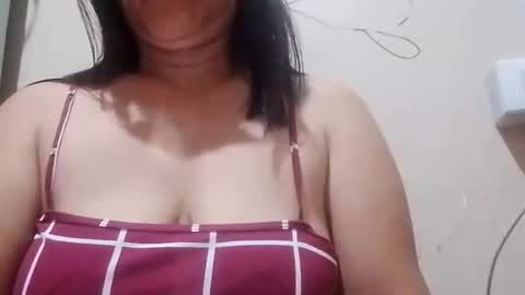 Snapshot of dolly926661 chatting on 06-04-26, 10:54 dolly926661 online show from 06-04-26, 10:54