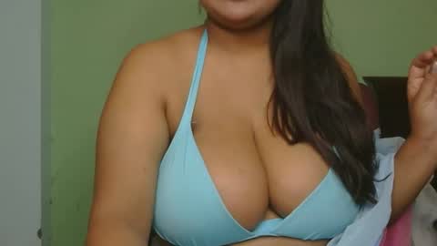 dolly_2 online show from 04-11-26, 04:06