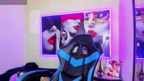 dolly_boob online show from 01-08-26, 04:48