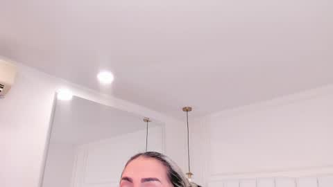 dolly walker online show from 06-07-26, 01:59
