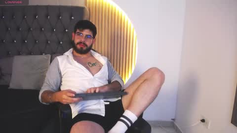 domboy  online show from 05-06-26, 08:03