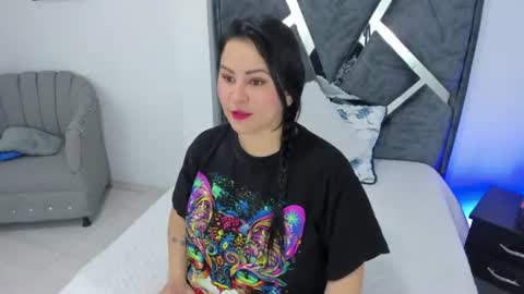 domi  online show from 07-04-26, 12:00