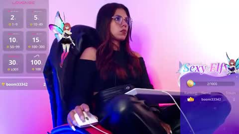Snapshot of domina_lia chatting on 06-10-26, 01:39 Domina Lia online show from 06-10-26, 01:39