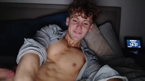 Alex...  online show from 02-01-26, 02:37