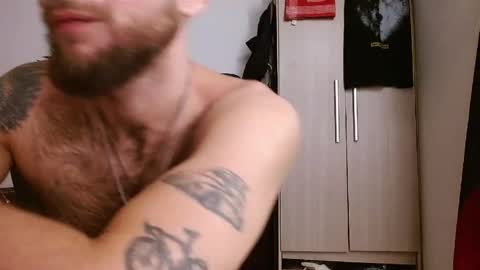 Snapshot of dominantthewolf chatting on 04-10-26, 06:40 Logan - INDEPENDET MODEL online show from 04-10-26, 06:40