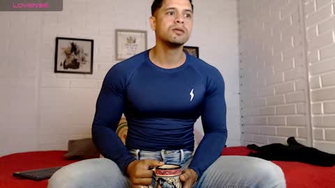 domincrodriguez_119 online show from 10-07-25, 11:07