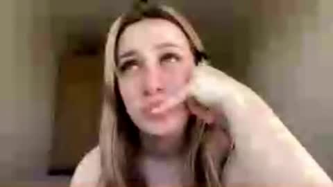 Snapshot of domingadandridge chatting on 05-24-26, 02:22 Mia online show from 05-24-26, 02:22