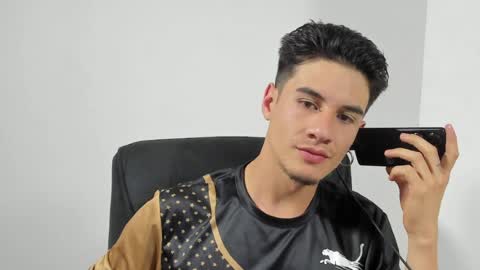 Your real love online show from 05-12-26, 02:19
