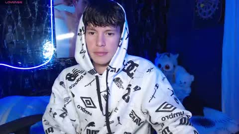 Snapshot of dominicprince chatting on 04-16-26, 06:47 DOMINIC PRINCE online show from 04-16-26, 06:47