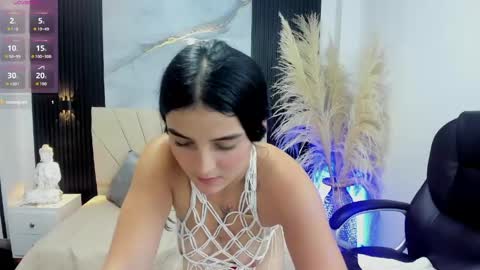 Snapshot of dominika_lovy chatting on 05-13-26, 06:38 Dominika online show from 05-13-26, 06:38
