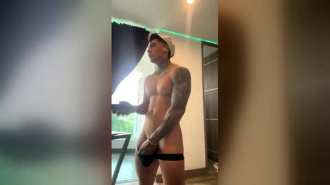 Only fans Ronnie col---InstaRonniecolleman  online show from 05-23-26, 01:26
