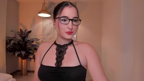 Dominique online show from 07-15-26, 09:20