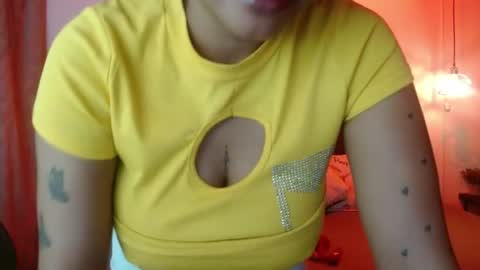 Snapshot of domink_gilr chatting on 06-11-26, 06:11 D O M I N K online show from 06-11-26, 06:11