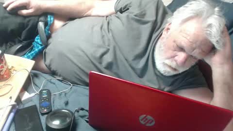 cummingdoouug online show from 04-07-26, 05:57