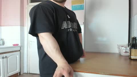 menu  below online show from 05-04-26, 02:24