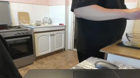menu  below online show from 05-09-26, 12:54