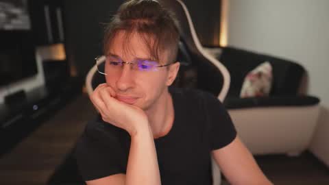 Snapshot of dorianreyes chatting on 01-06-26, 12:03 Dorian Reyes online show from 01-06-26, 12:03