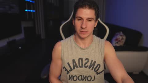 Snapshot of dorianreyes chatting on 03-08-26, 02:04 Dorian Reyes online show from 03-08-26, 02:04