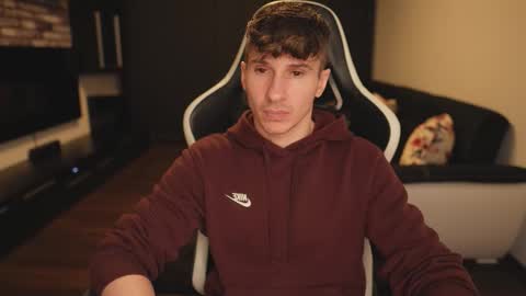 Snapshot of dorianreyes chatting on 03-12-26, 09:32 Dorian Reyes online show from 03-12-26, 09:32