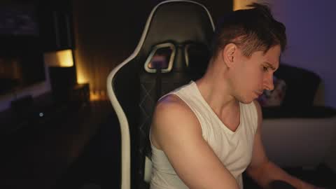 Snapshot of dorianreyes chatting on 03-28-26, 02:11 Dorian Reyes online show from 03-28-26, 02:11