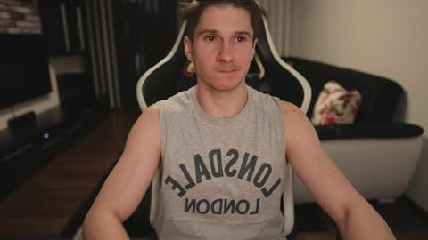 Snapshot of dorianreyes chatting on 04-03-26, 11:03 Dorian Reyes online show from 04-03-26, 11:03