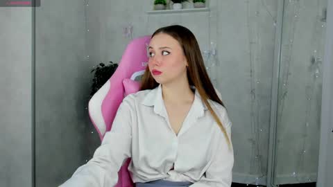 Vanessa online show from 05-02-26, 09:14