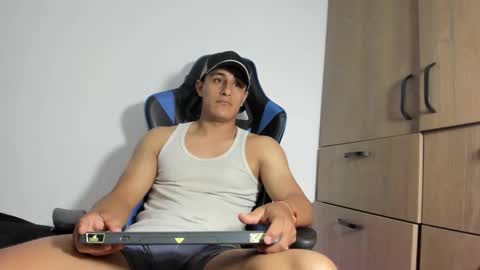dorman_boy online show from 03-12-26, 02:50