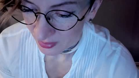 Dorothy Next stream on Monday at 3am-9am online show from 02-25-26, 05:28