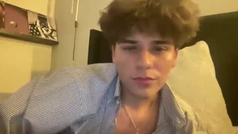 DownLow 22 online show from 09-27-25, 01:49