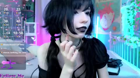 Draculaura online show from 03-05-25, 02:57