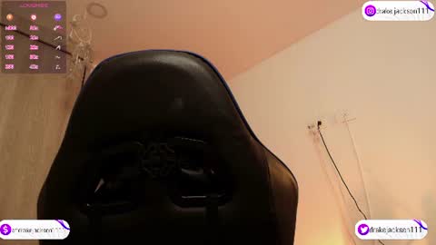 Snapshot of drake_jackson11 chatting on 07-06-26, 11:29 drake jackson11 online show from 07-06-26, 11:29