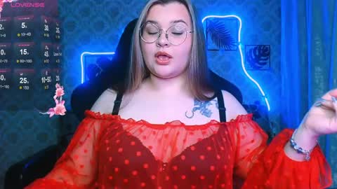 Snapshot of dreamforyoue2 chatting on 05-14-26, 07:53 dreamforyoue2 online show from 05-14-26, 07:53
