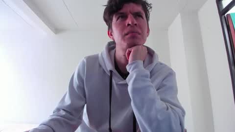 Your lord. - ONLINE  1500 Pm to 2100 Pm - New York Hour online show from 03-09-26, 07:40