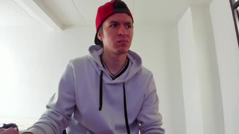 Your lord. - ONLINE  1500 Pm to 2100 Pm - New York Hour online show from 04-05-26, 07:44