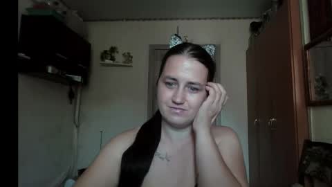 dreamiebelle online show from 09-19-25, 08:27